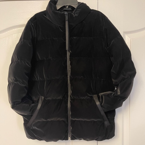 Athleta Venice Odyssey Down Jacket - Picture 7 of 13